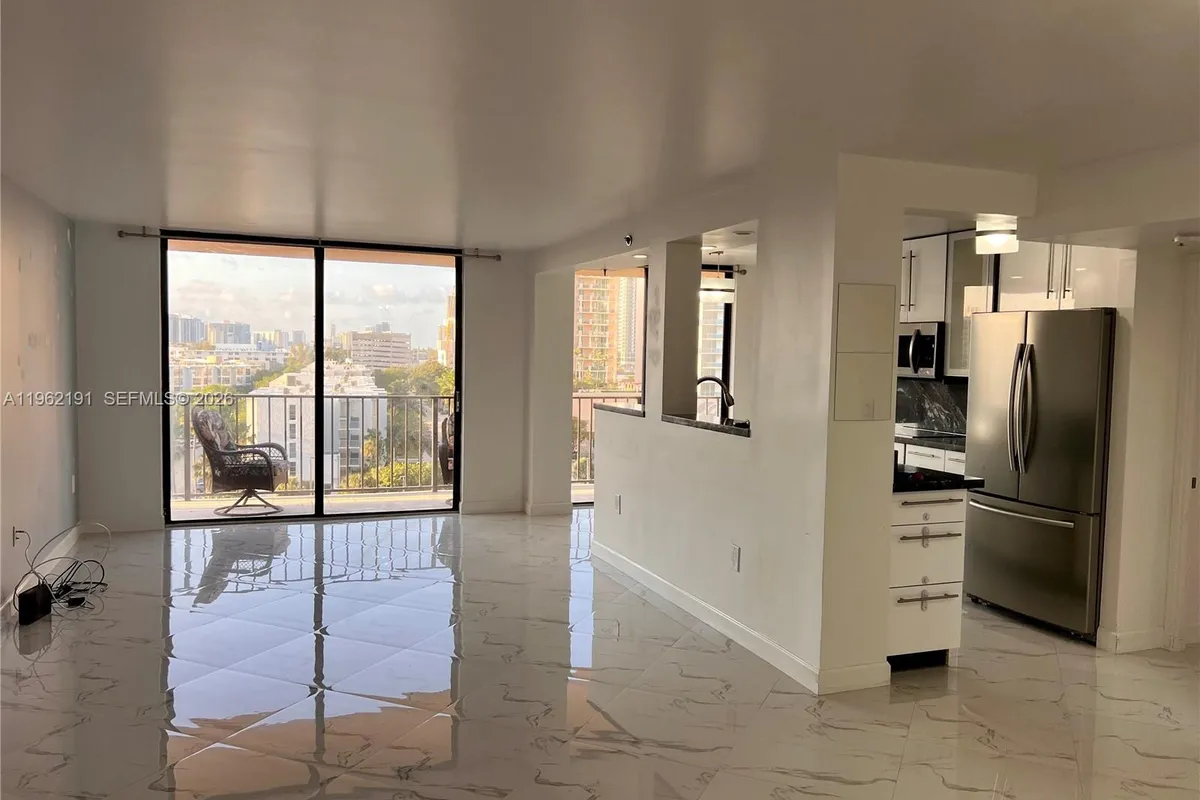 210 174th St # 912, Sunny Isles Beach FL 33160
