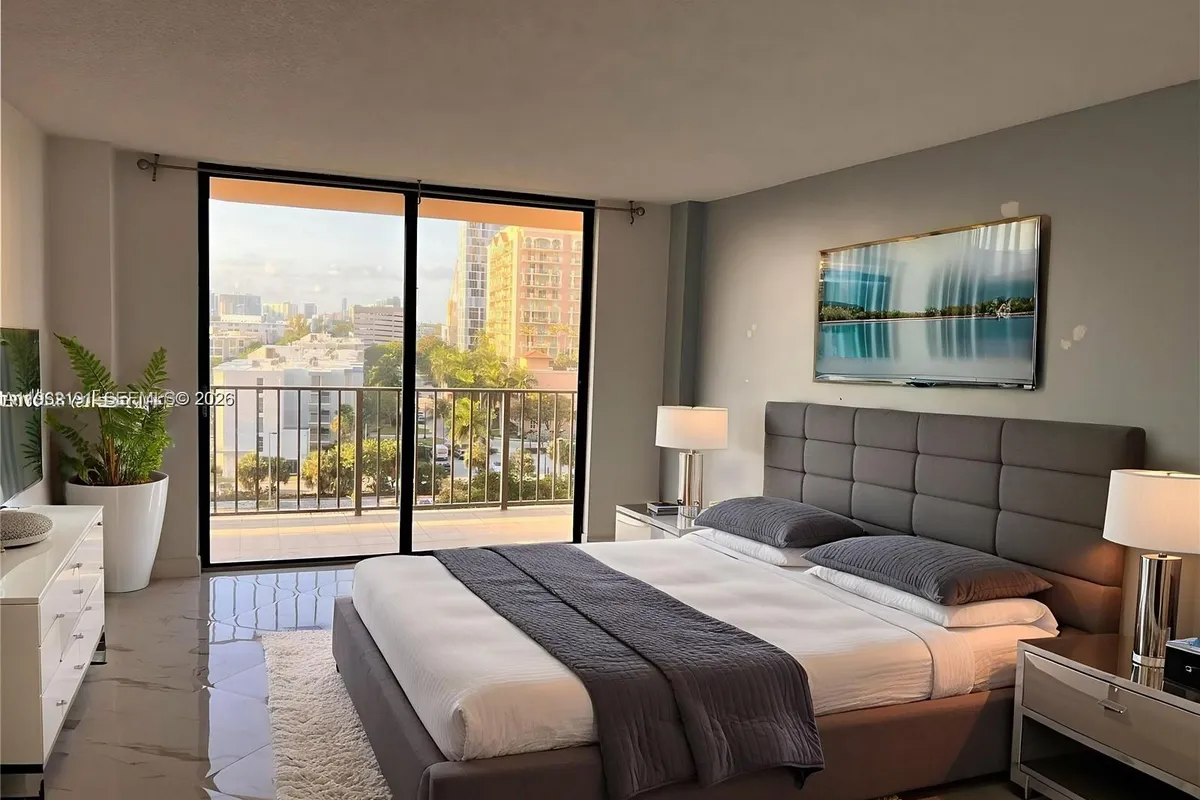 210 174th St # 912, Sunny Isles Beach FL 33160