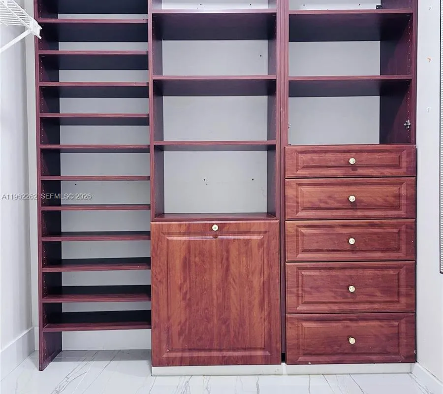 2560 Calamondin Cir, Coconut Creek FL 33063