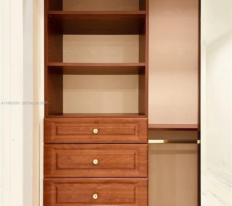 2560 Calamondin Cir, Coconut Creek FL 33063