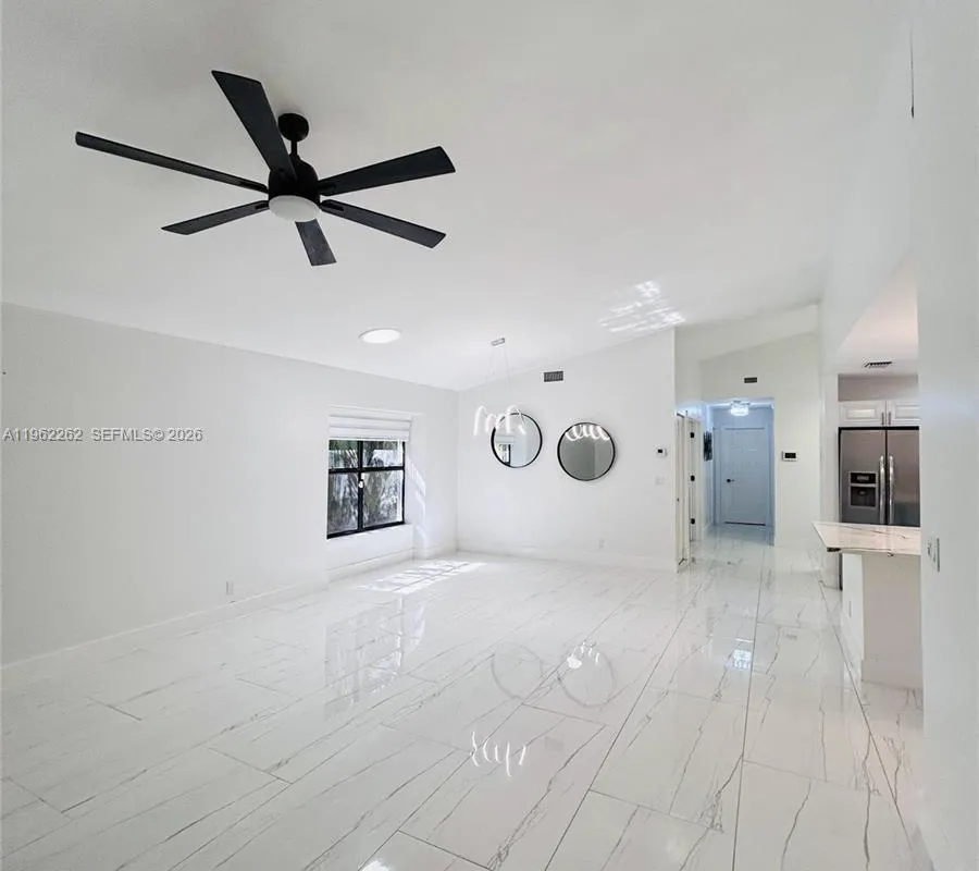 2560 Calamondin Cir, Coconut Creek FL 33063