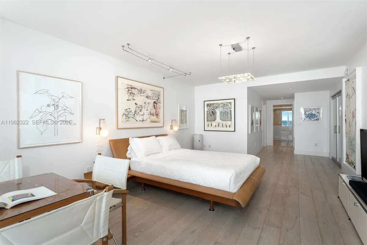 6899 Collins Ave # 403, Miami Beach FL 33141