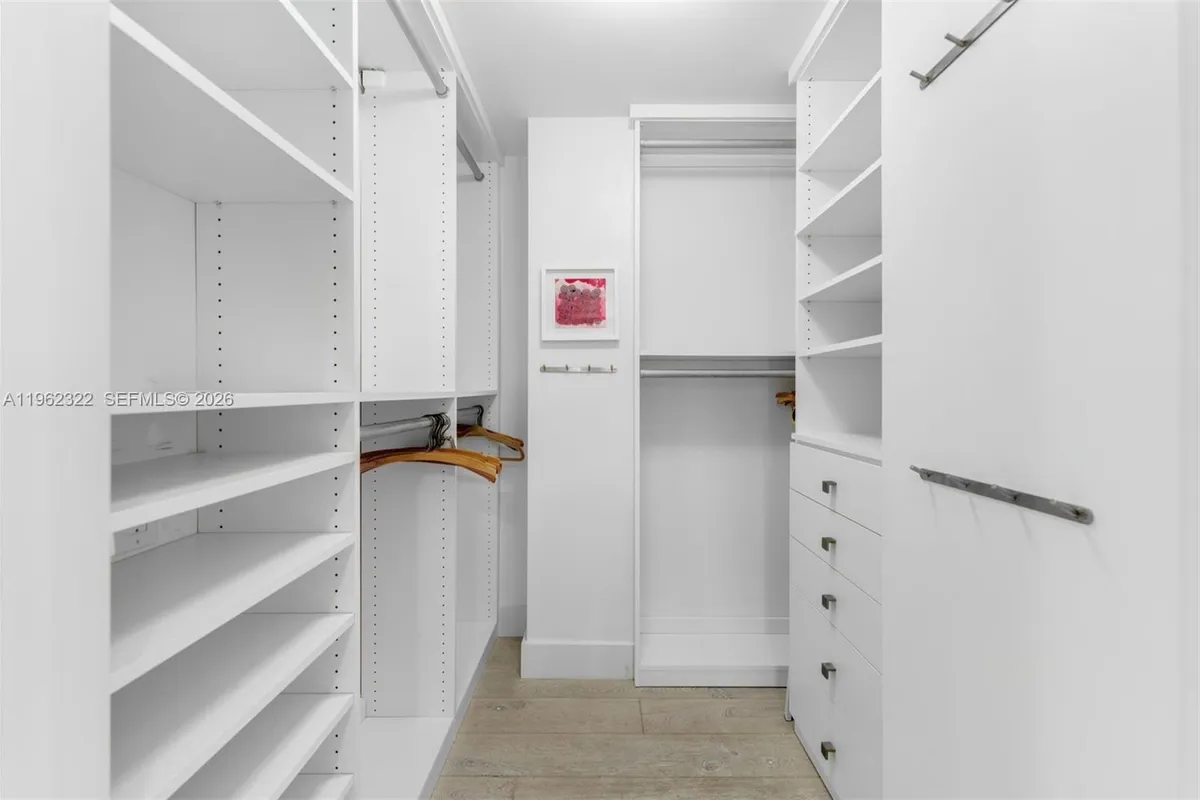 6899 Collins Ave # 403, Miami Beach FL 33141