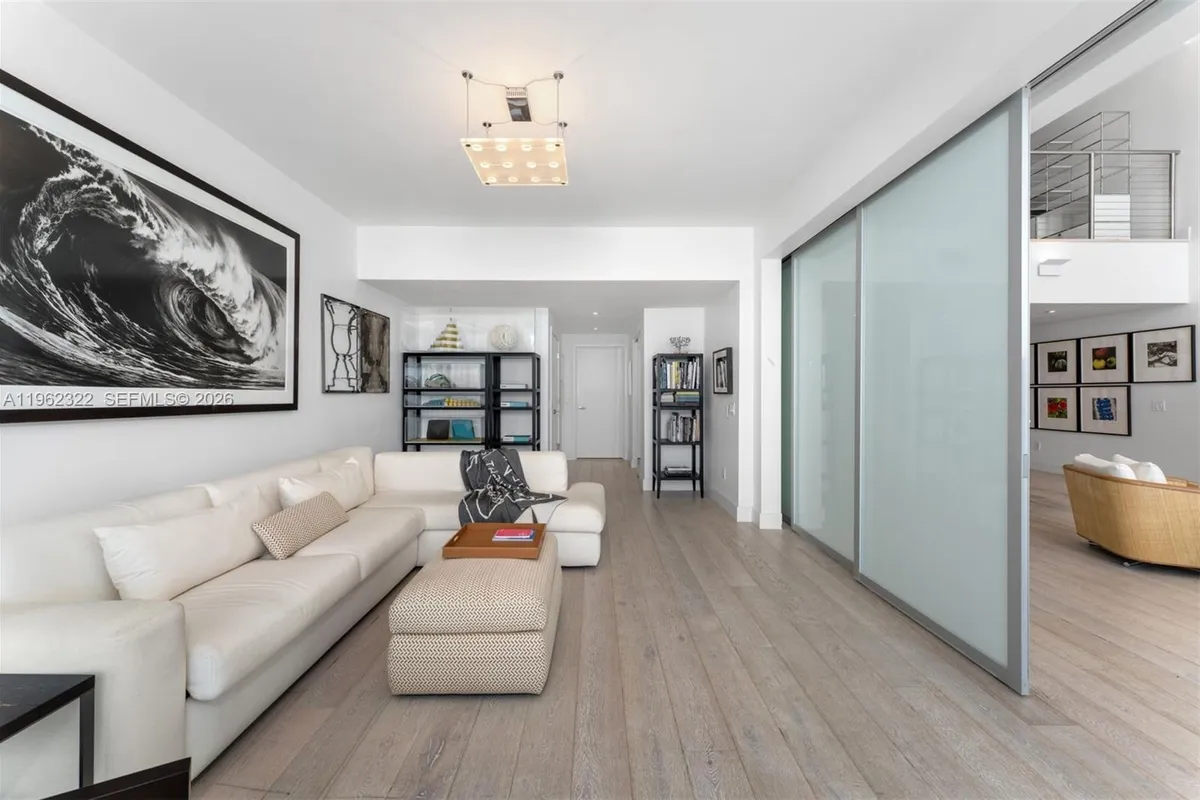 6899 Collins Ave # 403, Miami Beach FL 33141