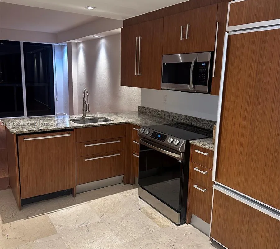 10275 Collins Ave # 1403, Bal Harbour FL 33154