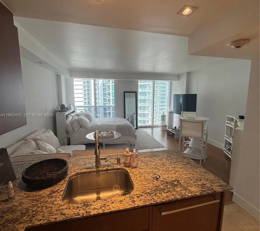 10275 Collins Ave # 1402, Bal Harbour FL 33154