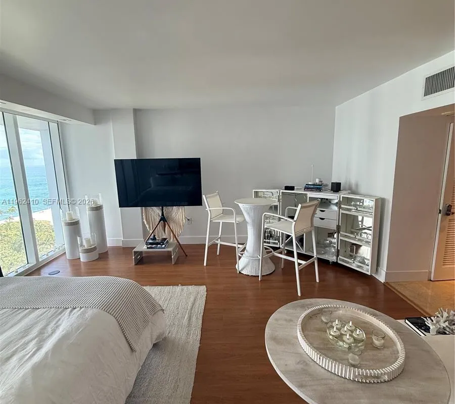 10275 Collins Ave # 1402, Bal Harbour FL 33154