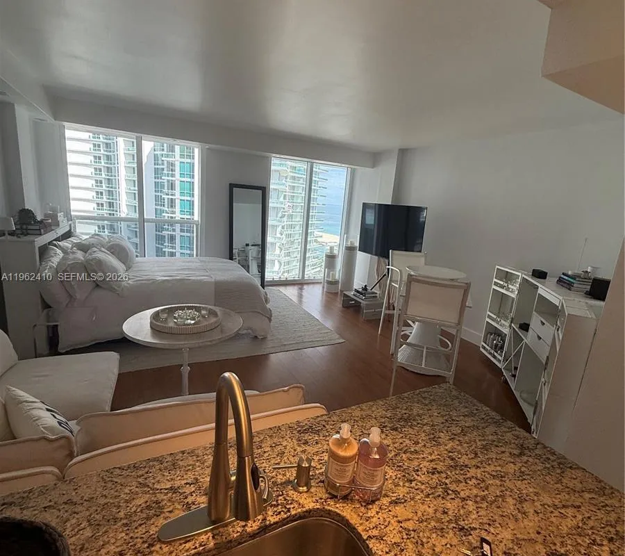 10275 Collins Ave # 1402, Bal Harbour FL 33154