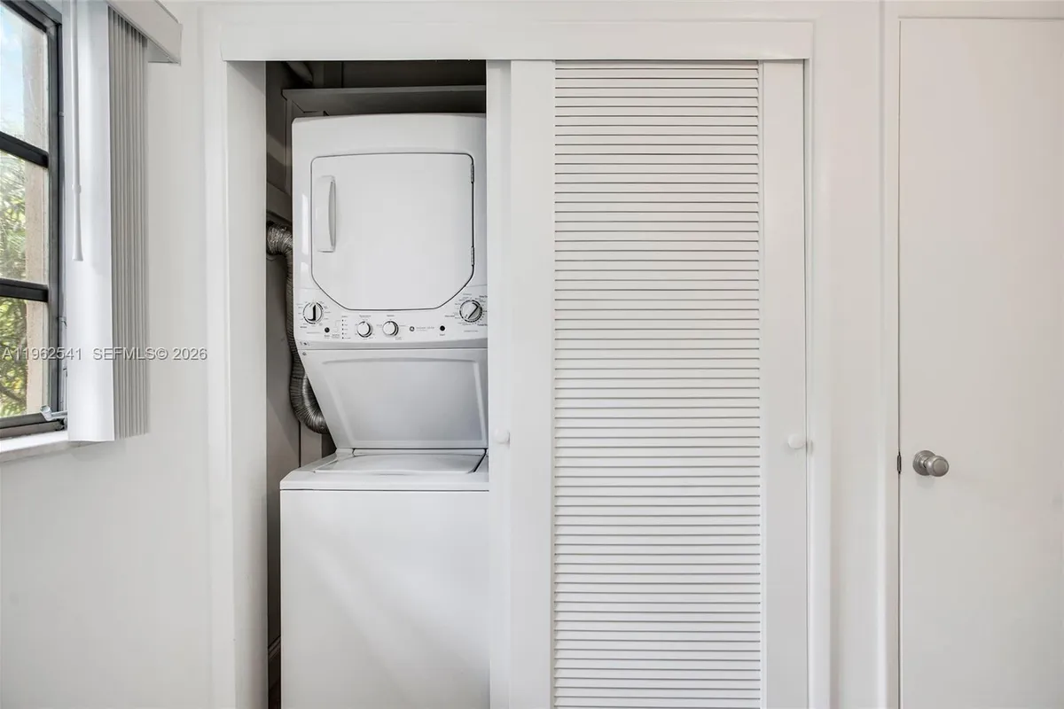 50 Park Dr # 5, Bal Harbour FL 33154