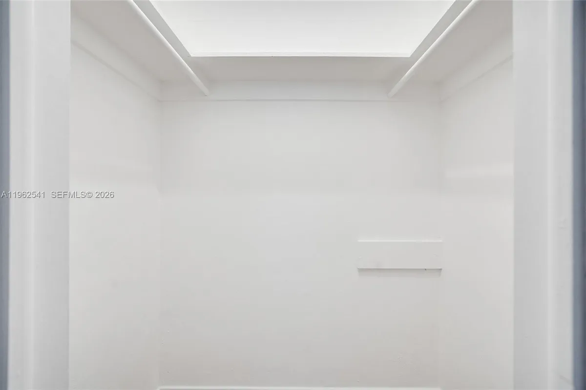 50 Park Dr # 5, Bal Harbour FL 33154