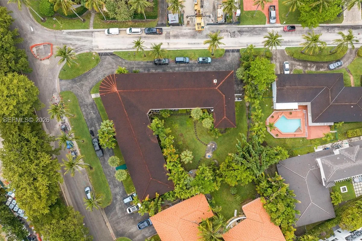 50 Park Dr # 5, Bal Harbour FL 33154