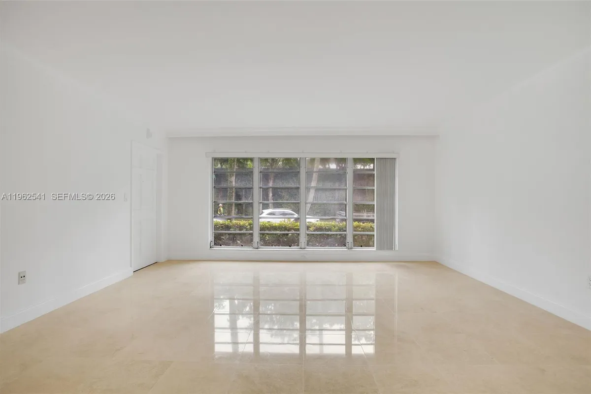 50 Park Dr # 5, Bal Harbour FL 33154