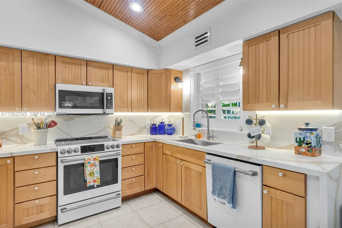 1503 Johnson St, Key West FL 33040