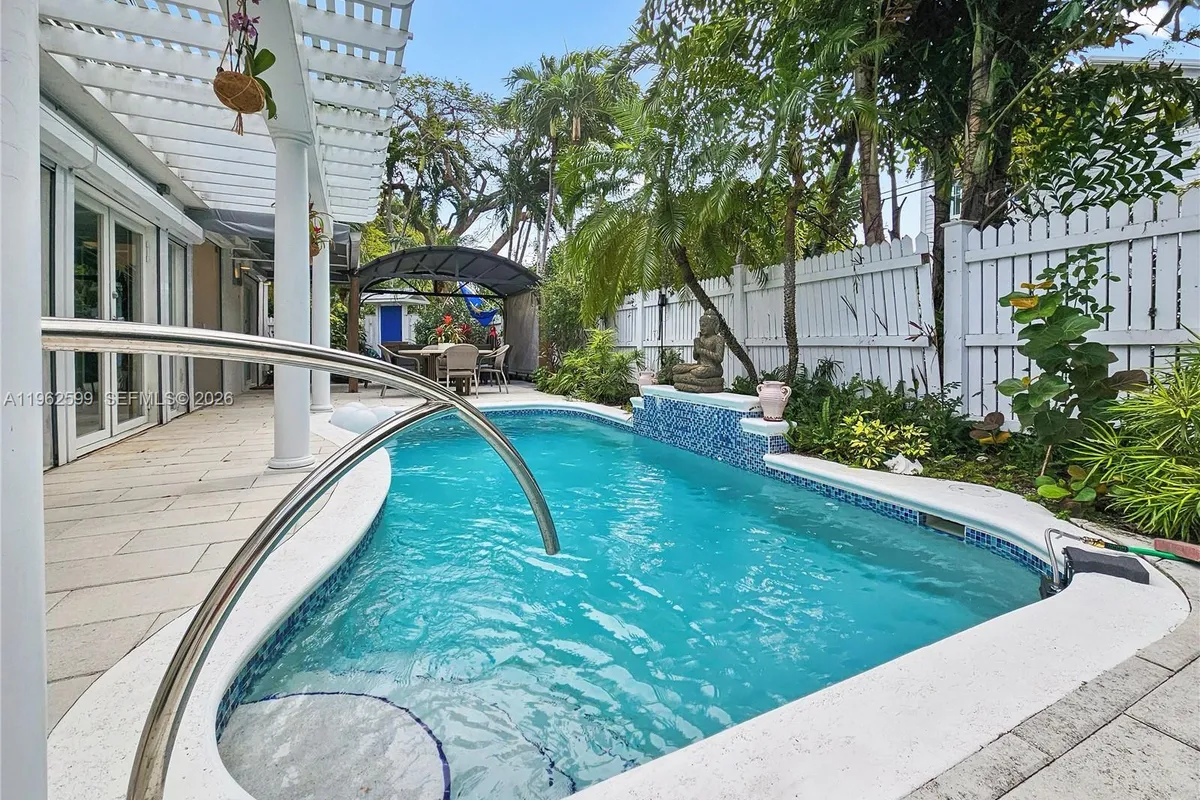 1503 Johnson St, Key West FL 33040