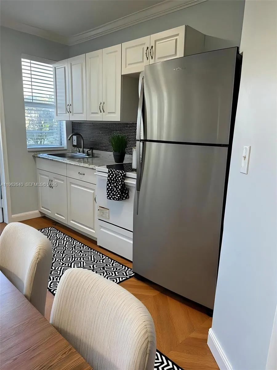 103 NW 6th Ave # 2, Miami FL 33128