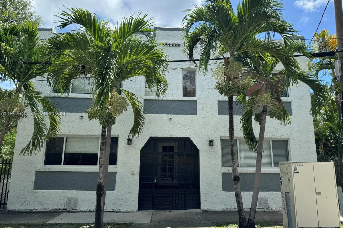 103 NW 6th Ave # 2, Miami FL 33128