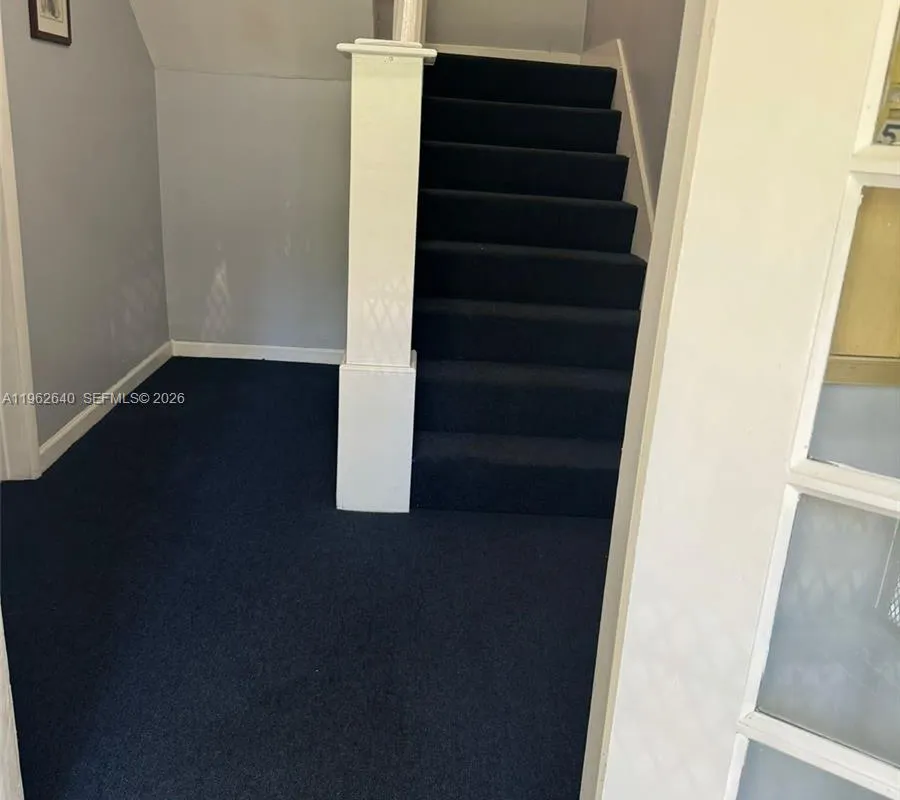 103 NW 6th Ave # 2, Miami FL 33128