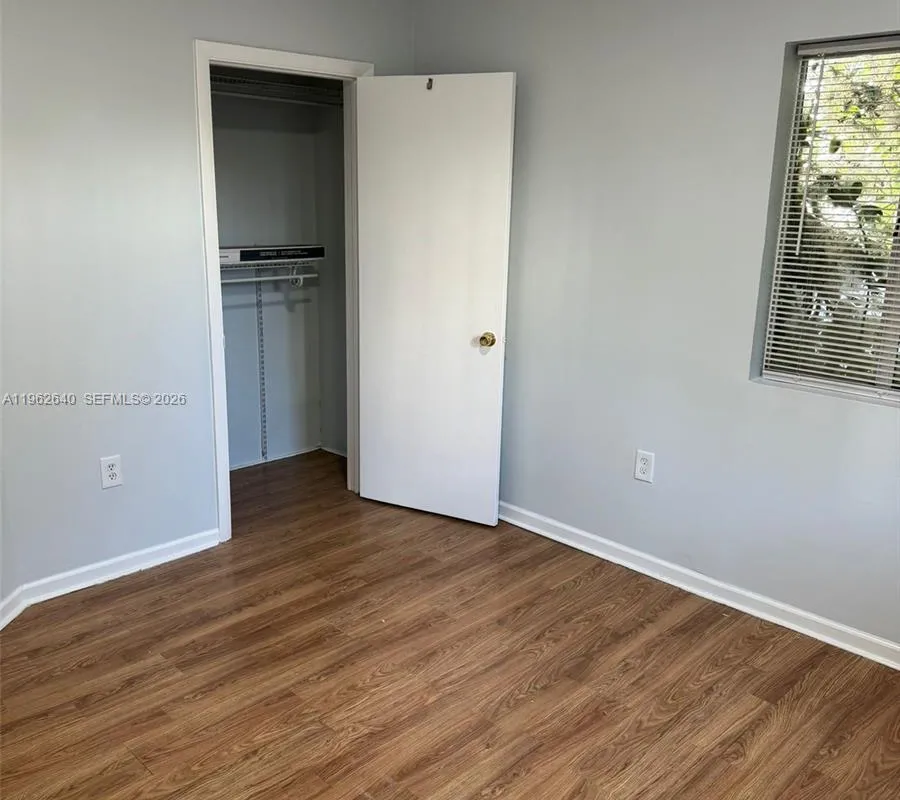 103 NW 6th Ave # 2, Miami FL 33128