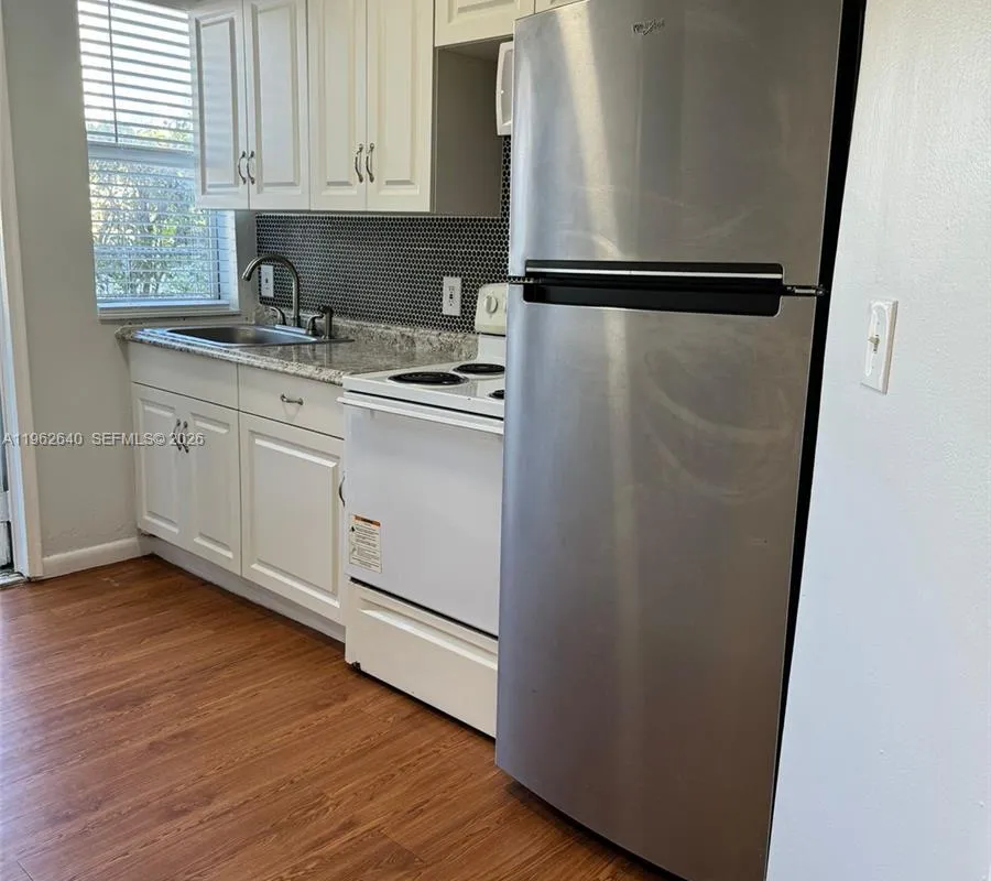 103 NW 6th Ave # 2, Miami FL 33128