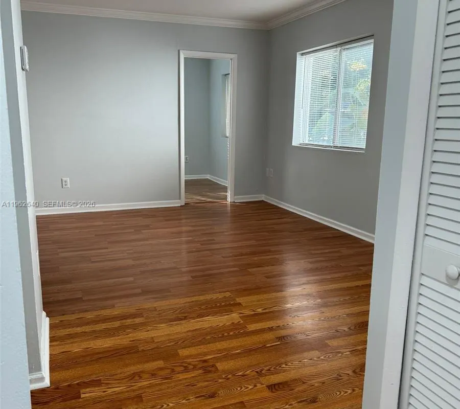 103 NW 6th Ave # 2, Miami FL 33128