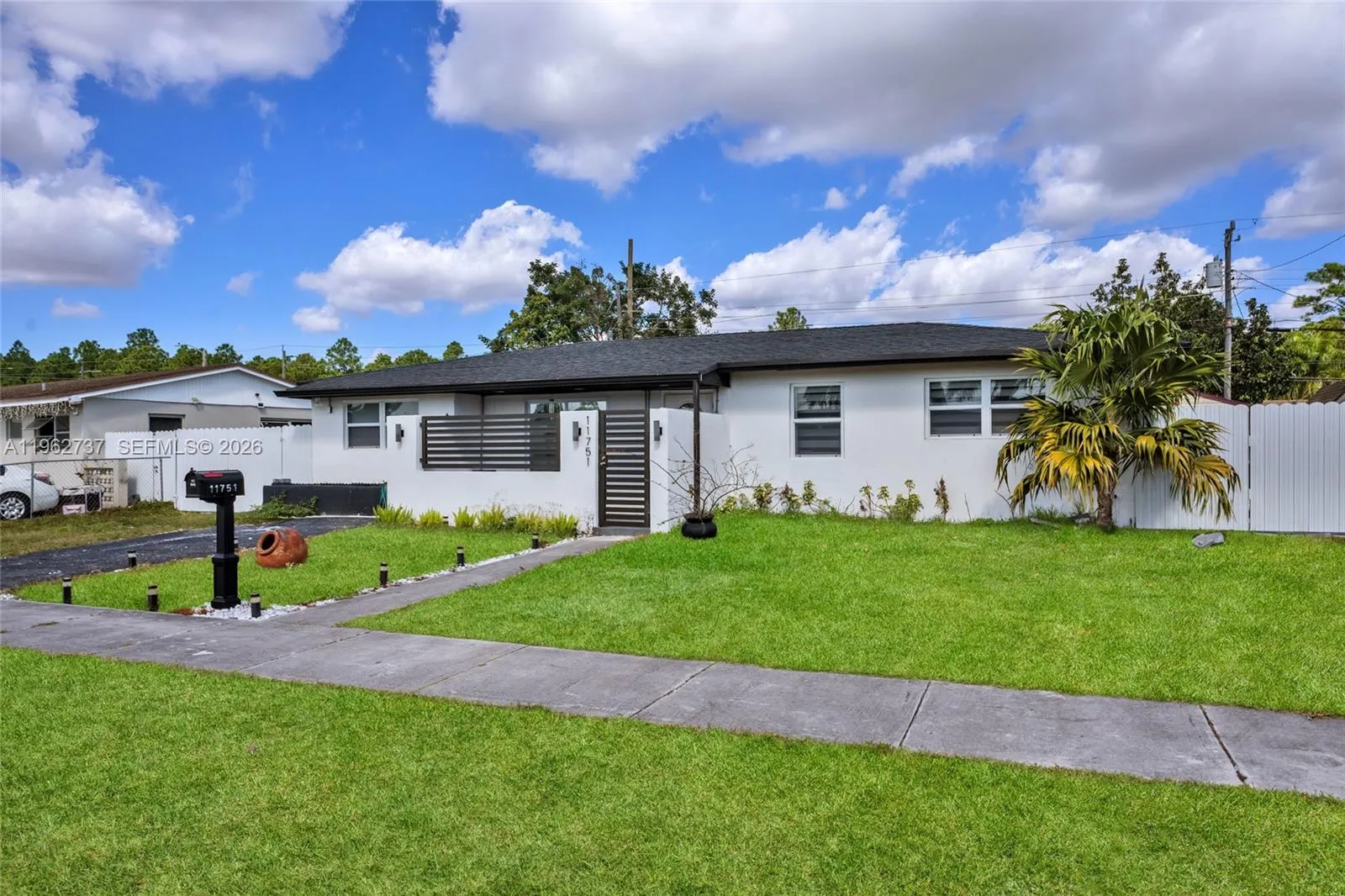 11751 SW 168th Ter, Miami FL 33177