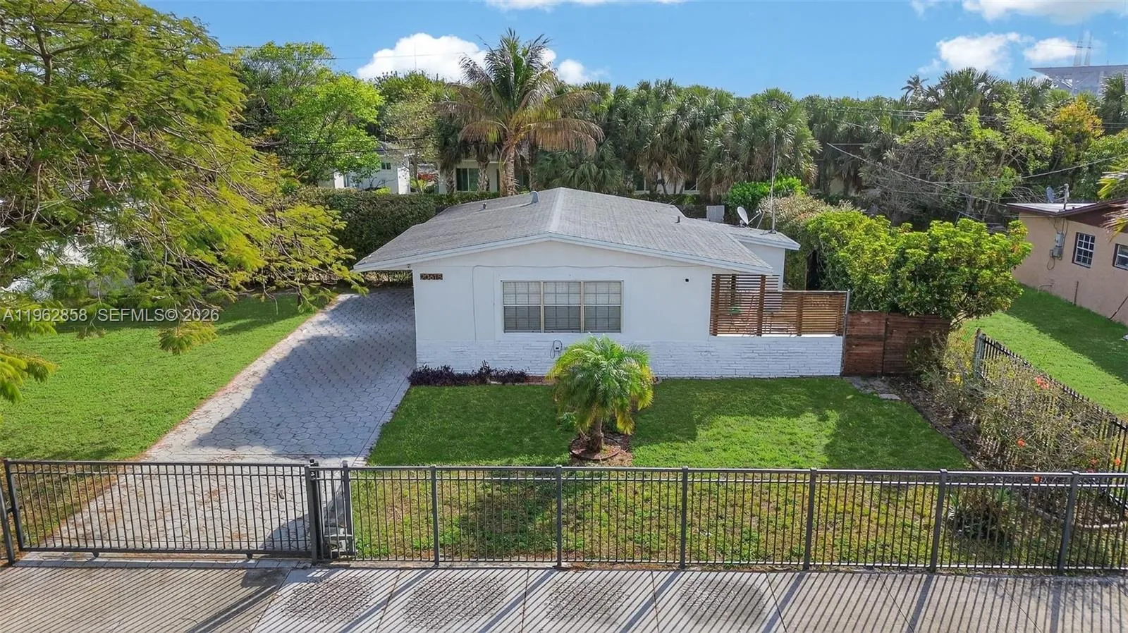 20615 NW 28th Ave, Miami Gardens FL 33056