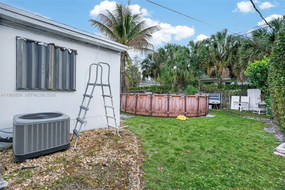 20615 NW 28th Ave, Miami Gardens FL 33056