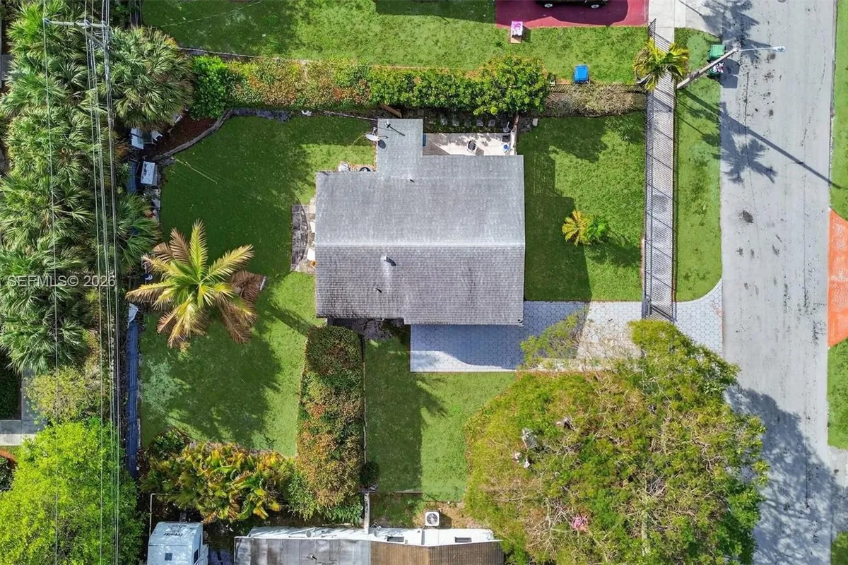 20615 NW 28th Ave, Miami Gardens FL 33056