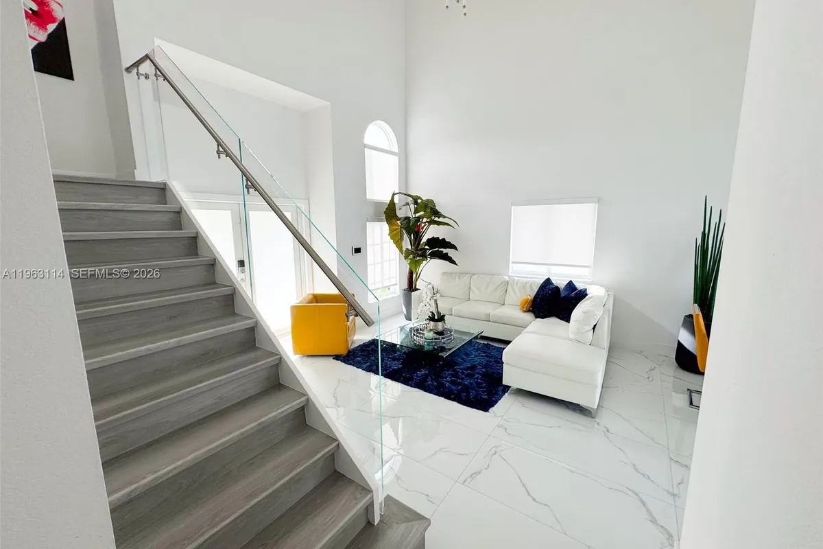 1533 SW 154th Path, Miami FL 33194