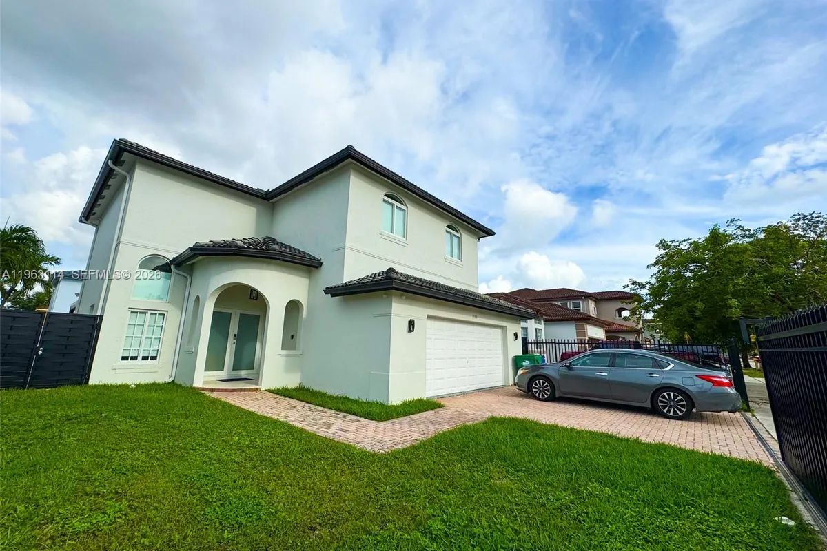 1533 SW 154th Path, Miami FL 33194