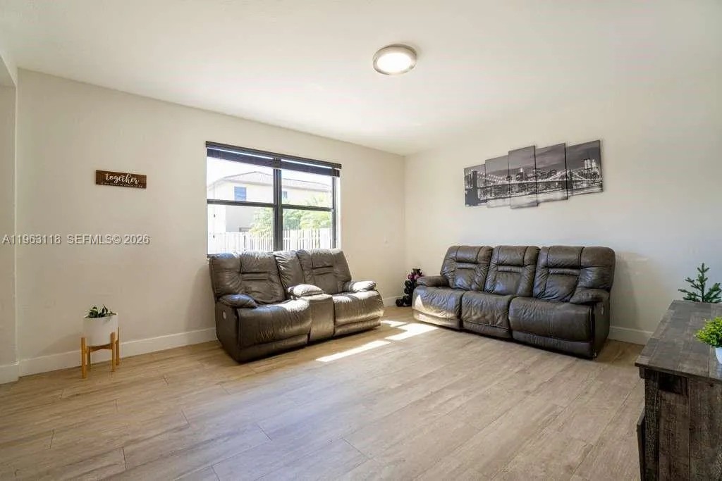 11712 SW 235th St, Homestead FL 33032