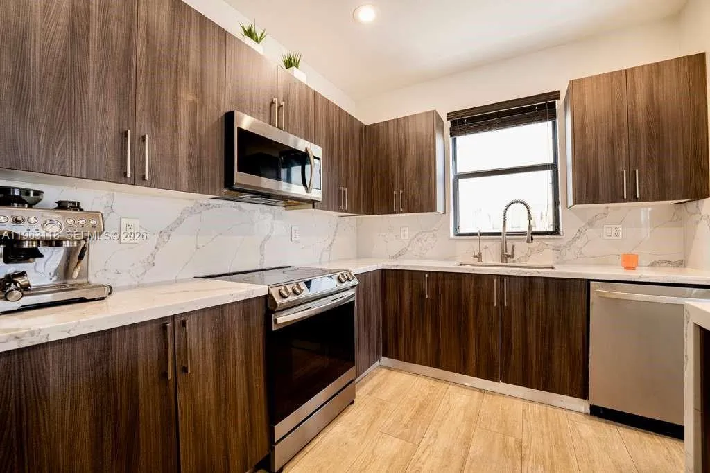 11712 SW 235th St, Homestead FL 33032