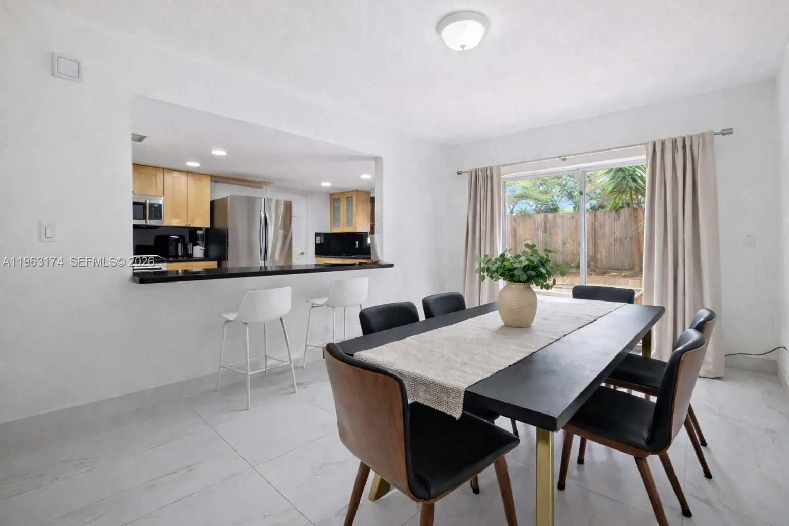 5239 SW 153rd Ave, Miami FL 33185