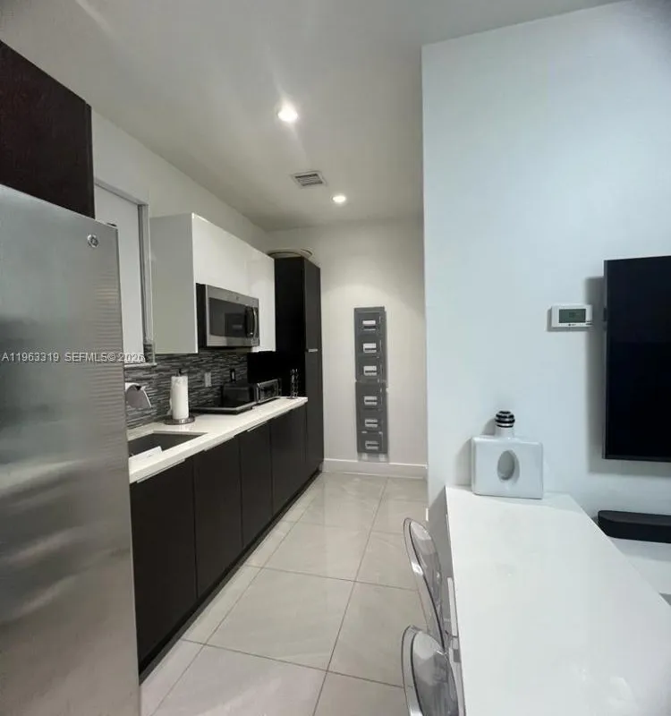 6312 NW 105th Pl, Doral FL 33178