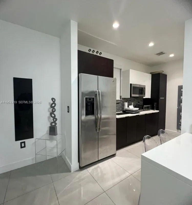 6312 NW 105th Pl, Doral FL 33178