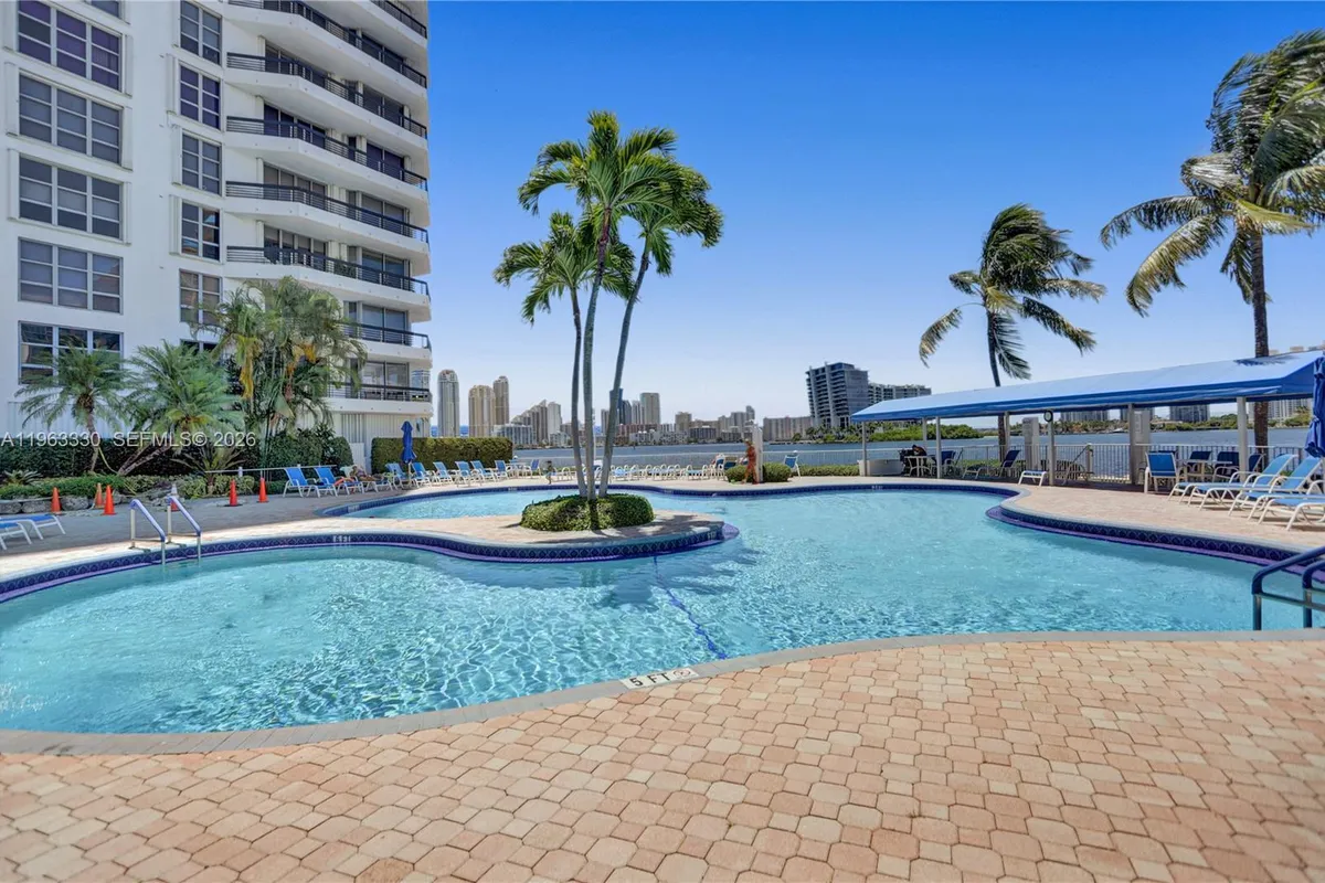 3530 Mystic Pointe Dr # 2202, Aventura FL 33180