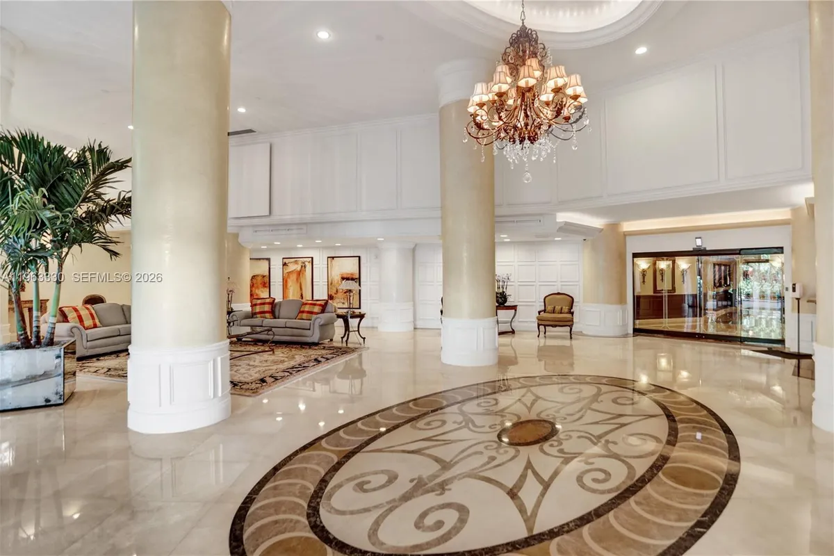 3530 Mystic Pointe Dr # 2202, Aventura FL 33180