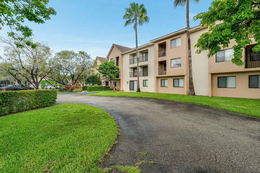 10001 W Atlantic Blvd # 120, Coral Springs FL 33071