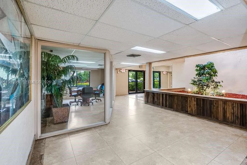 10001 W Atlantic Blvd # 120, Coral Springs FL 33071