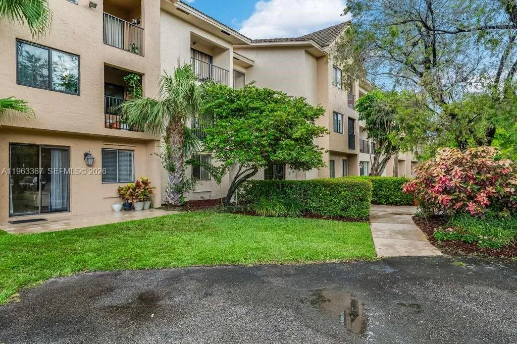 10001 W Atlantic Blvd # 120, Coral Springs FL 33071
