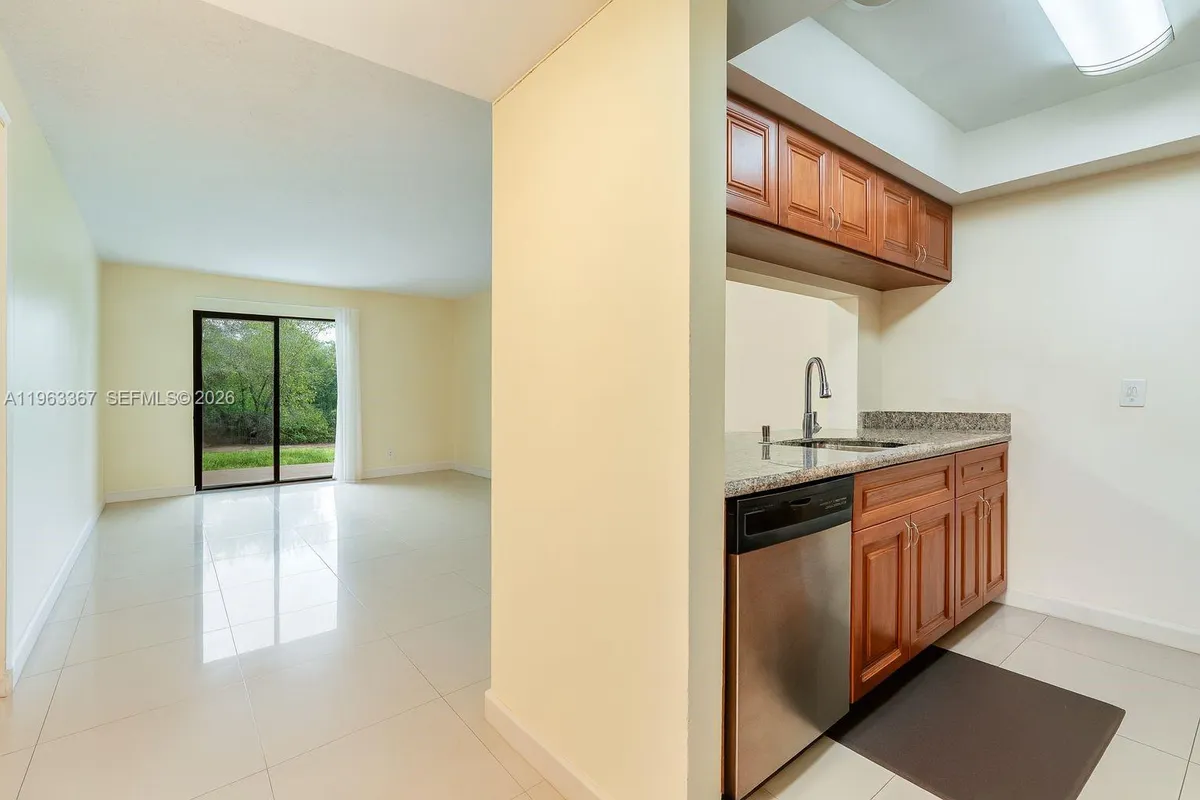 10001 W Atlantic Blvd # 120, Coral Springs FL 33071
