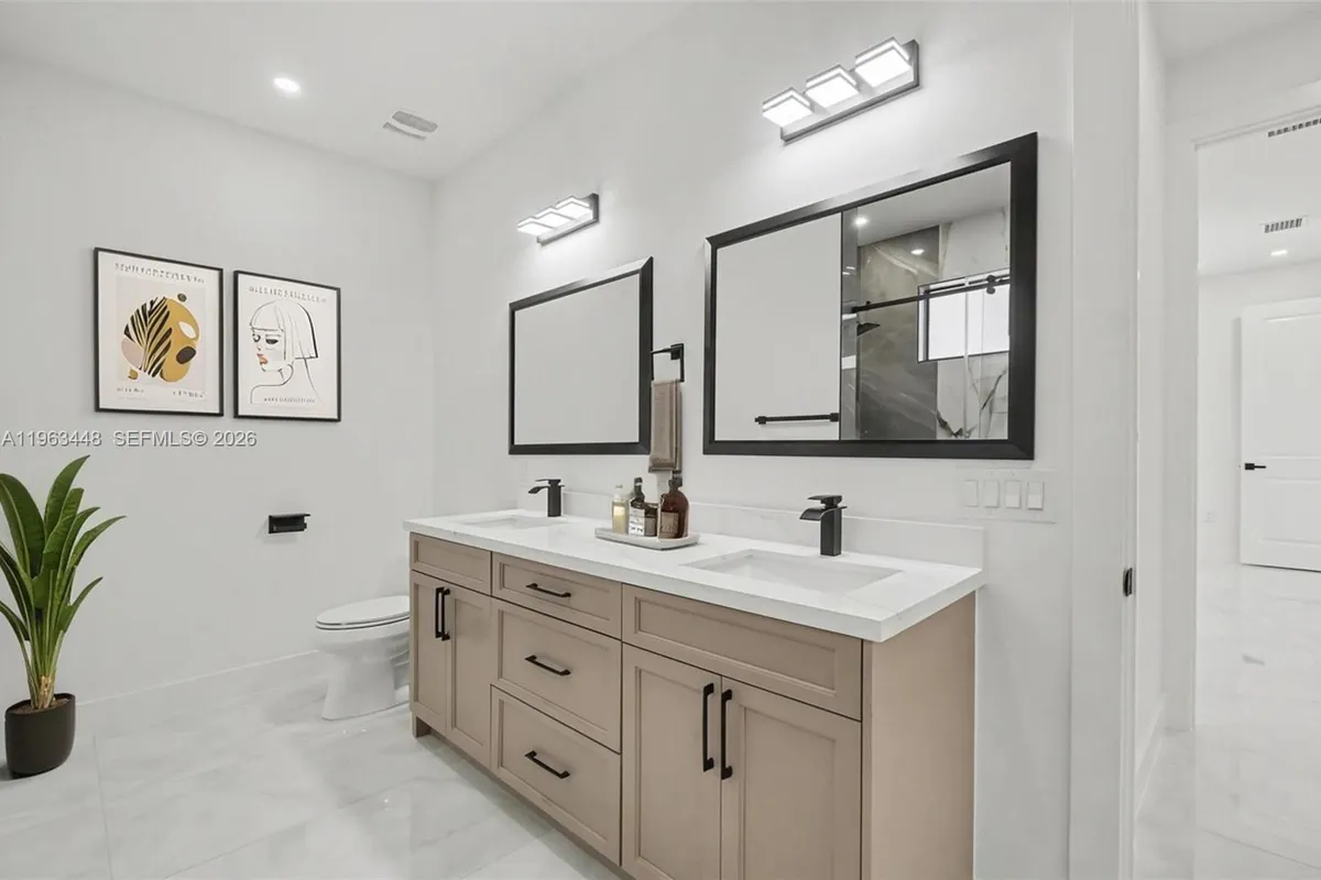 369 Woodburn, Lehigh Acres FL 33972