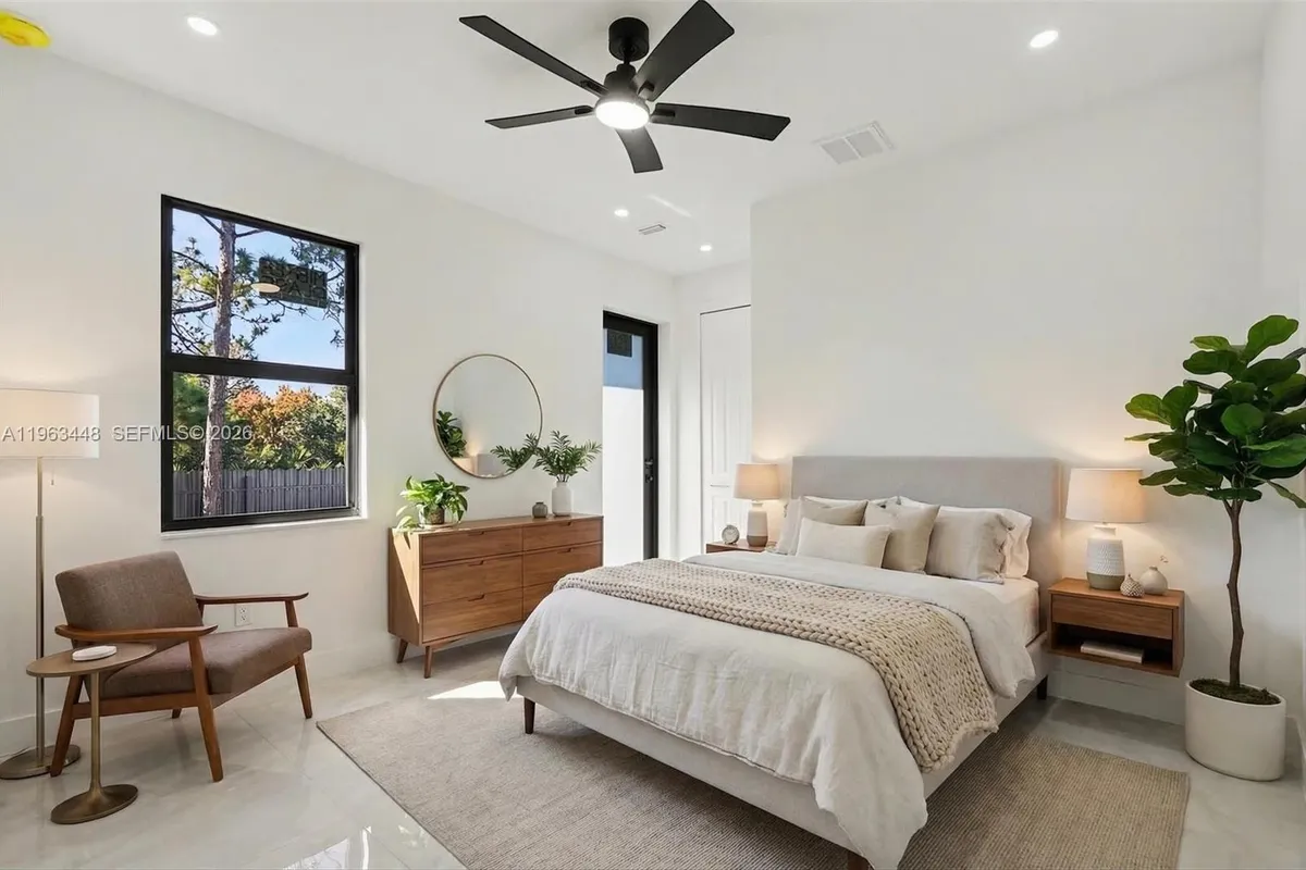 369 Woodburn, Lehigh Acres FL 33972