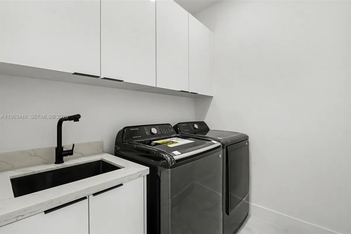 369 Woodburn, Lehigh Acres FL 33972