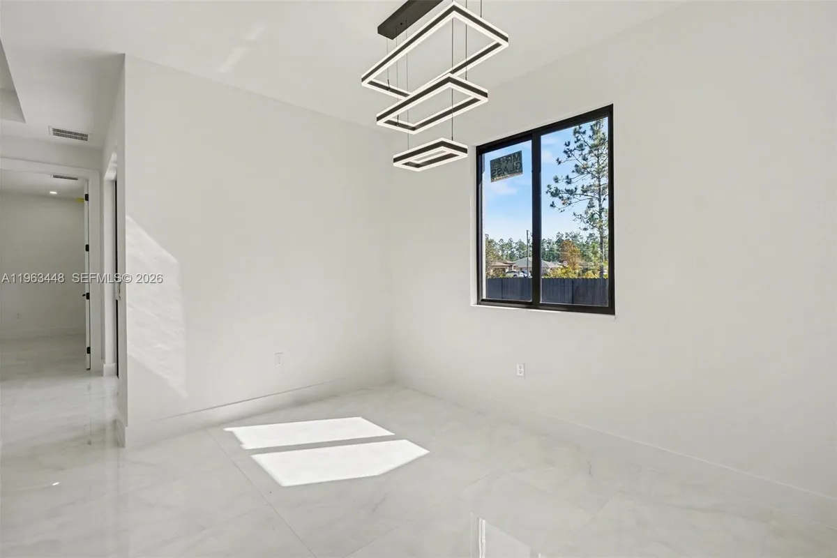 369 Woodburn, Lehigh Acres FL 33972