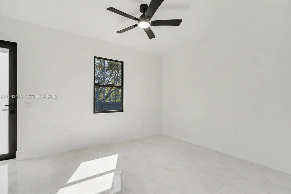 369 Woodburn, Lehigh Acres FL 33972