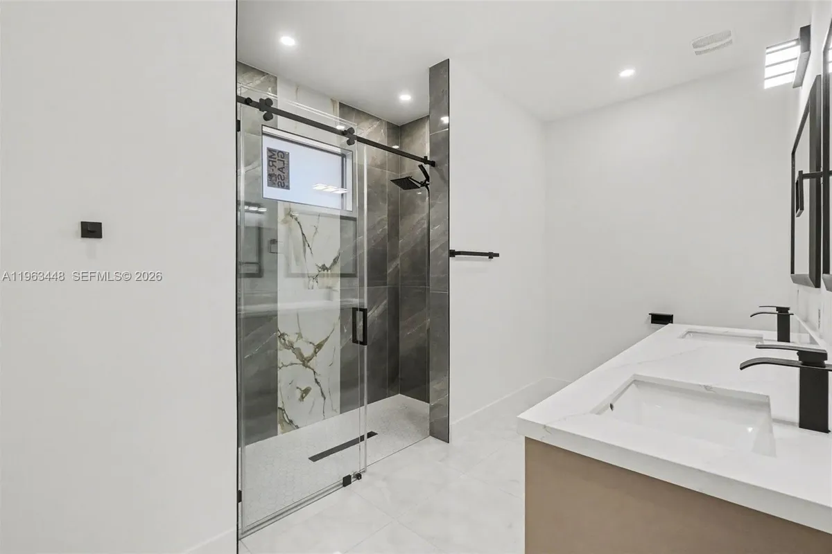 369 Woodburn, Lehigh Acres FL 33972