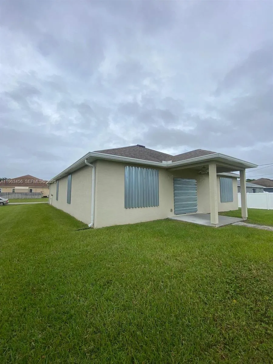 1781 SW Cinema St, Port St. Lucie FL 34953