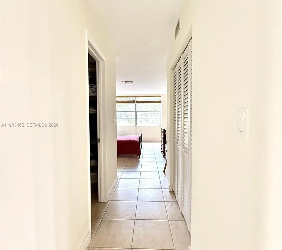 1501 NE 191st St # C114, Miami FL 33179