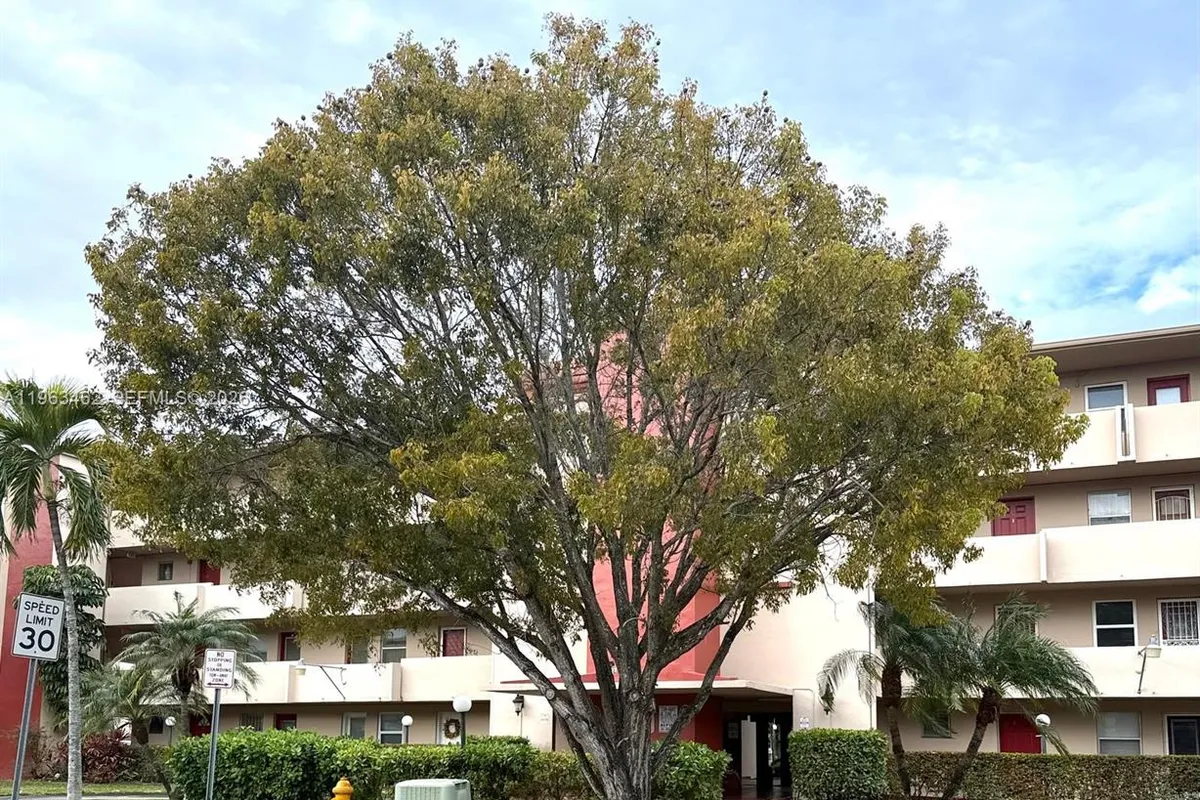 1501 NE 191st St # C114, Miami FL 33179